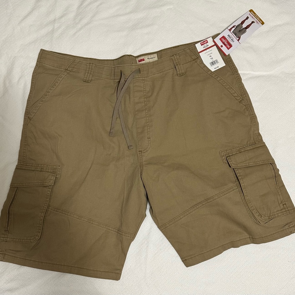 Wrangler drawstring waist cargo shorts
